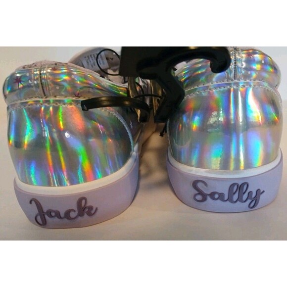 NWT Disney Nightmare Before Christmas Women's 9 Low Top Slip-On Sneaker Shoes - Picture 6 of 16